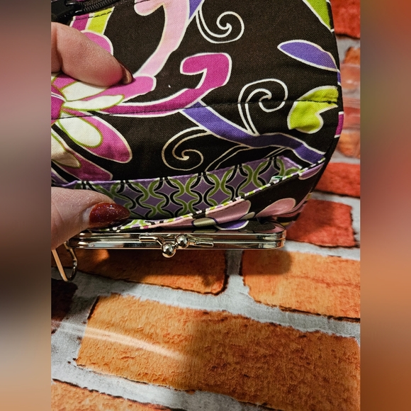 #598 Vera Bradley Retired Plum Petals Purple Wallet/Wristlet - Picture 4 of 7